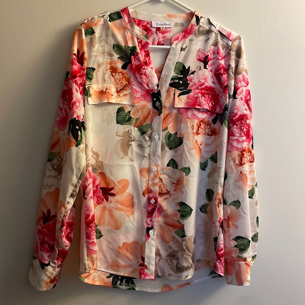 Calvin Klein Womens Button Down Shirt